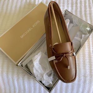Michael Kors Sutton Moc Size 10M